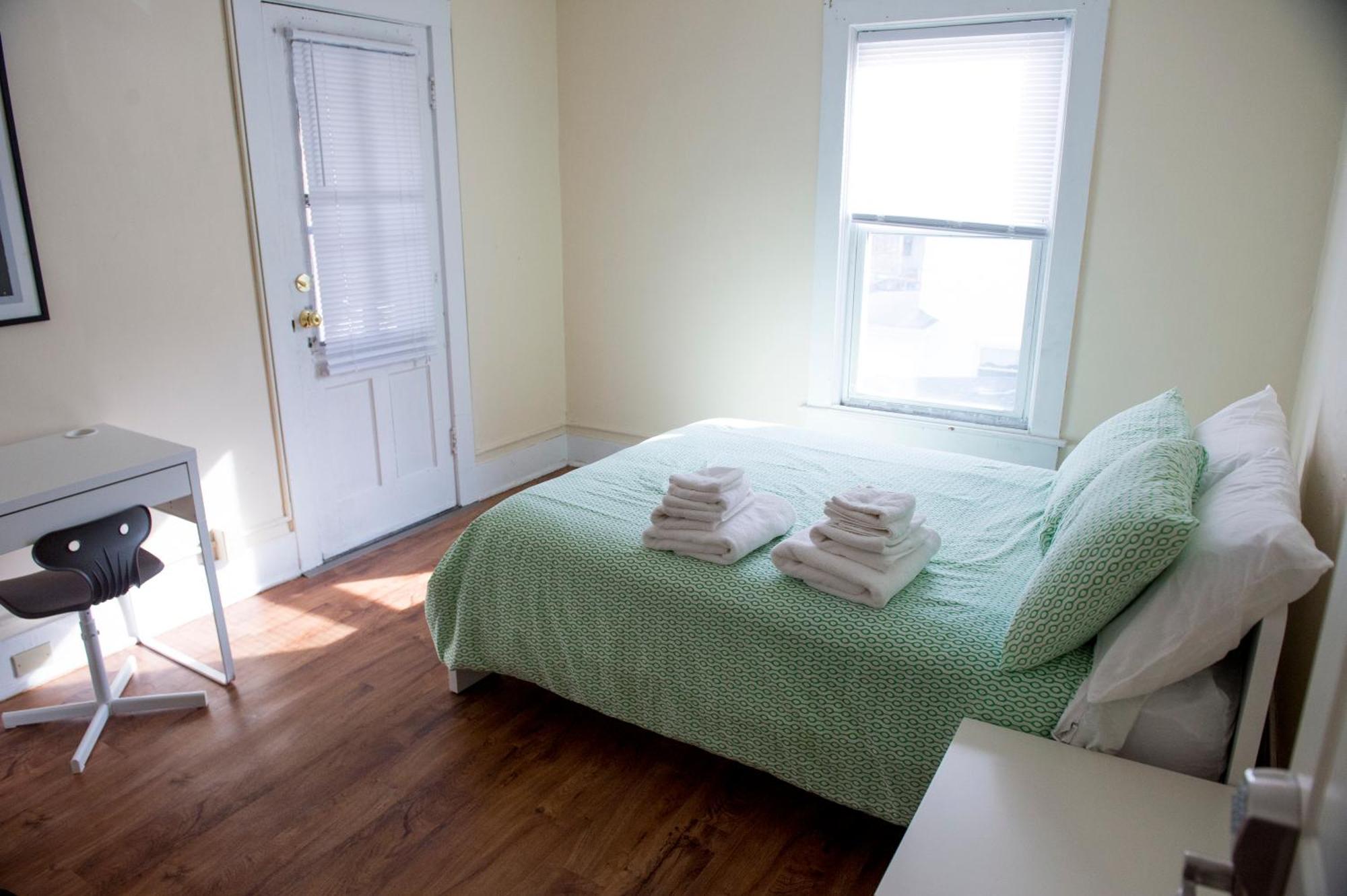 My Cousins Place Burlington Bagian luar foto