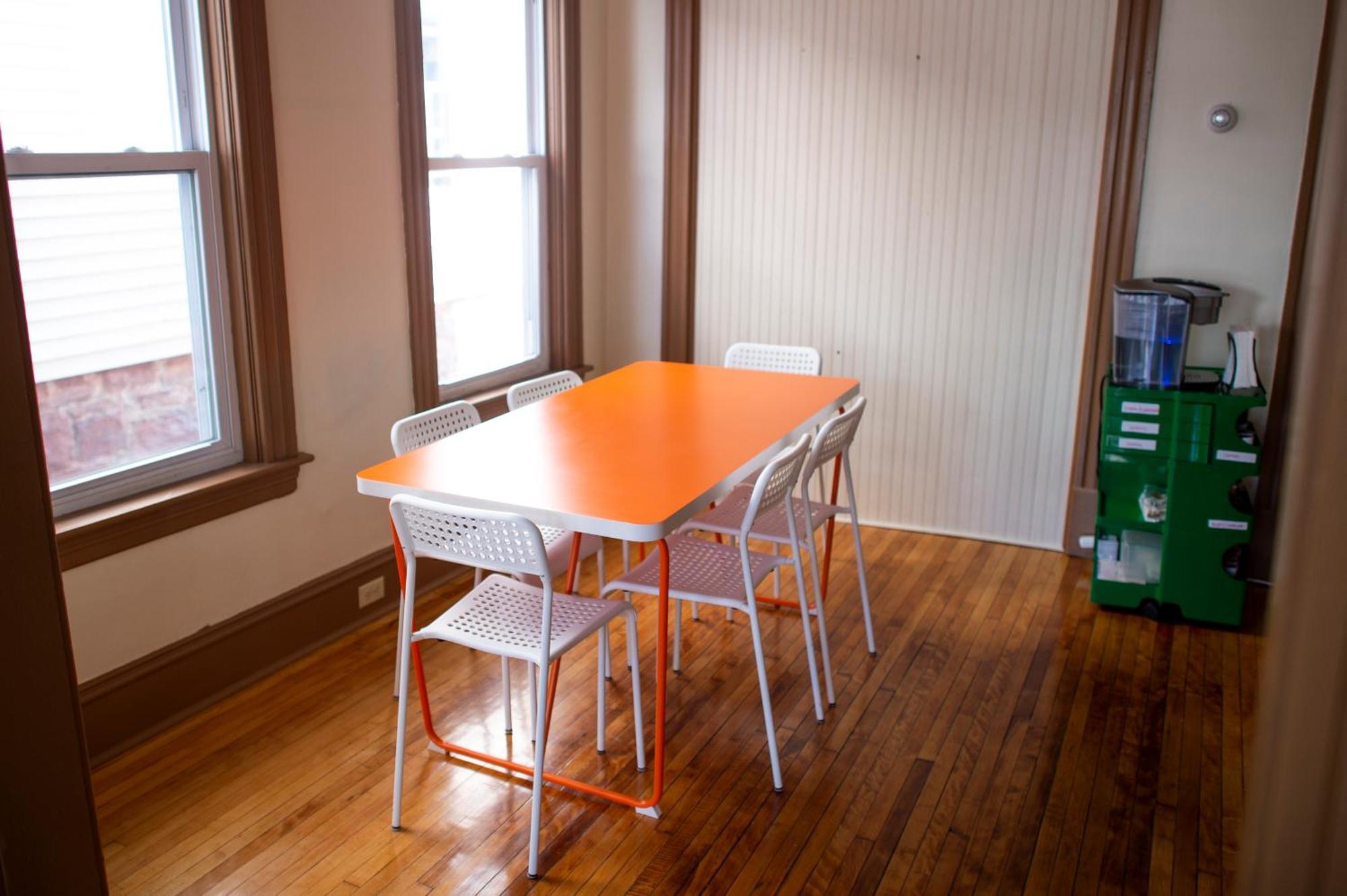 My Cousins Place Burlington Bagian luar foto