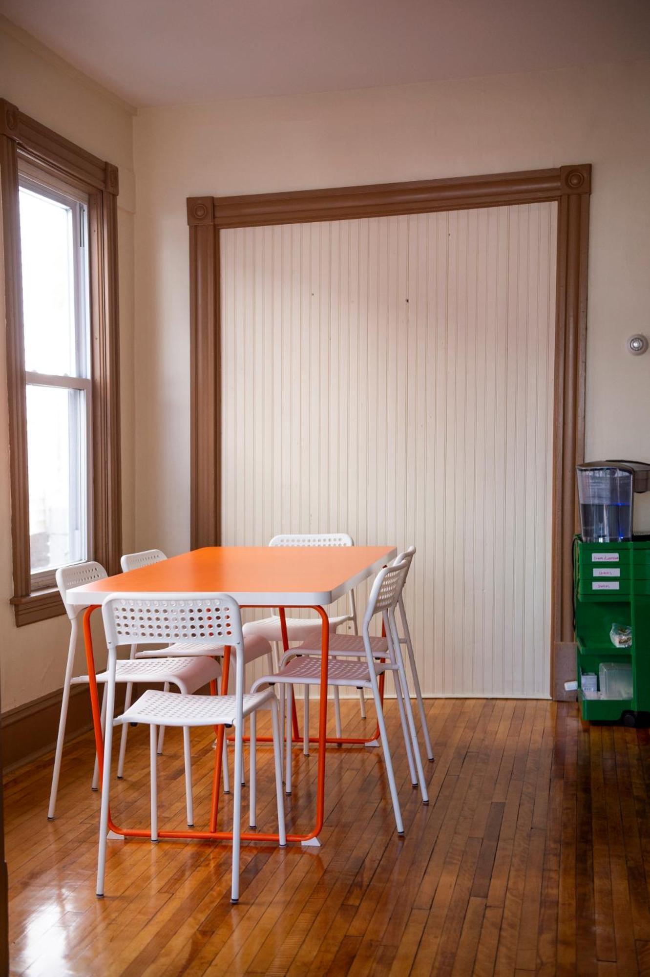 My Cousins Place Burlington Bagian luar foto