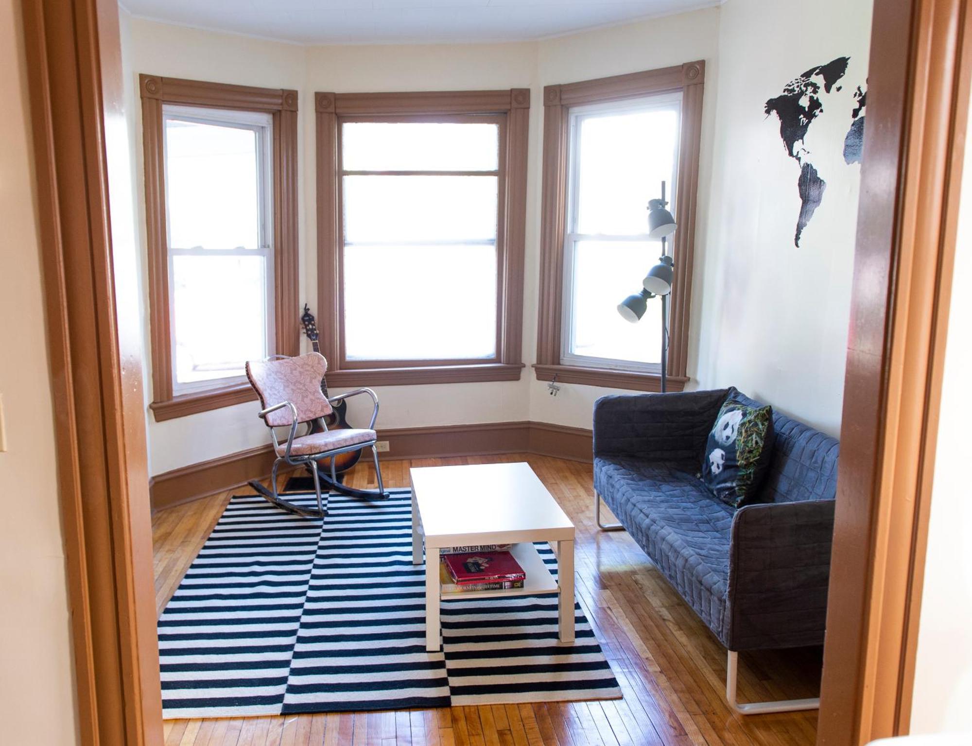 My Cousins Place Burlington Bagian luar foto