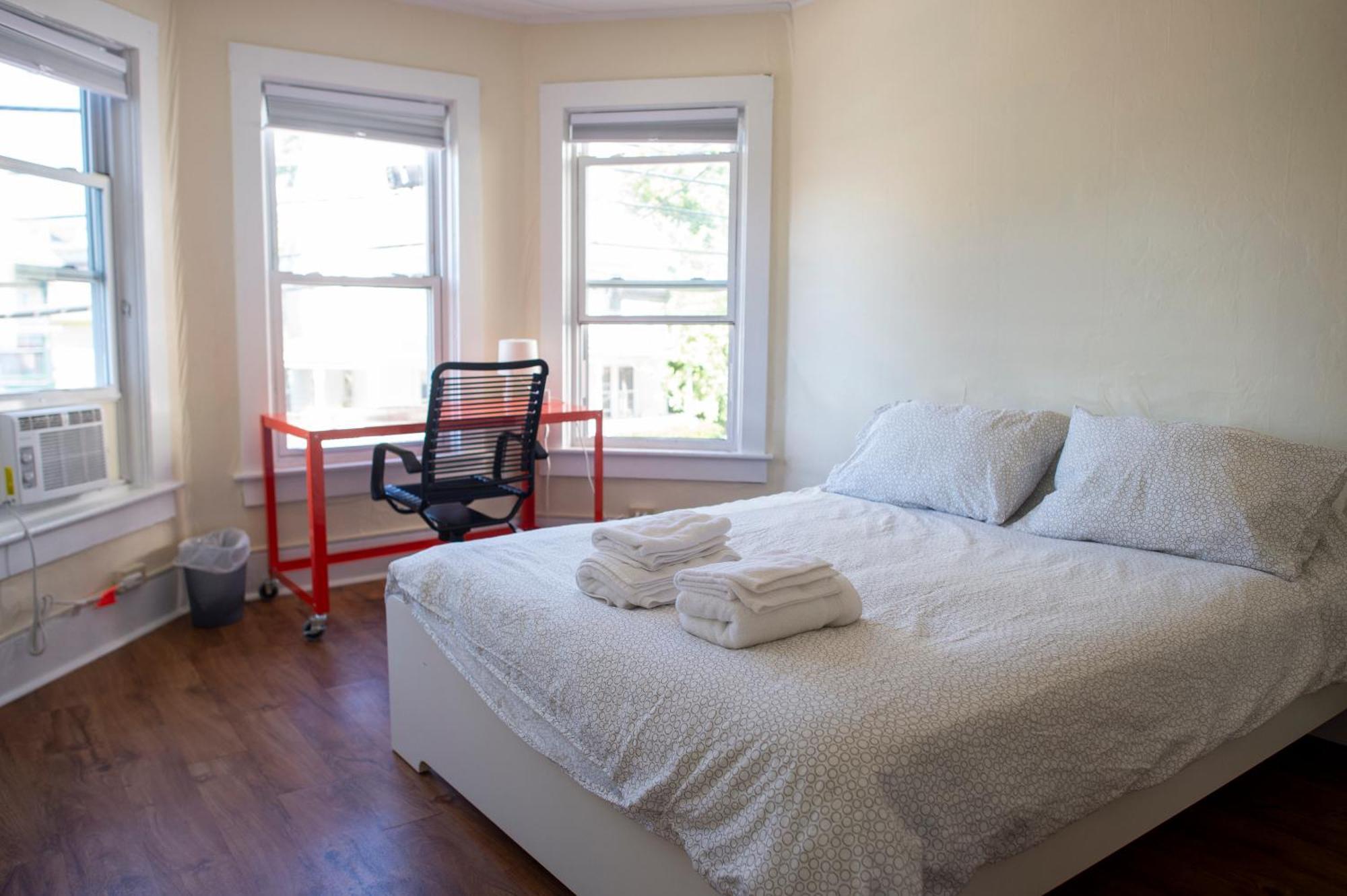 My Cousins Place Burlington Bagian luar foto